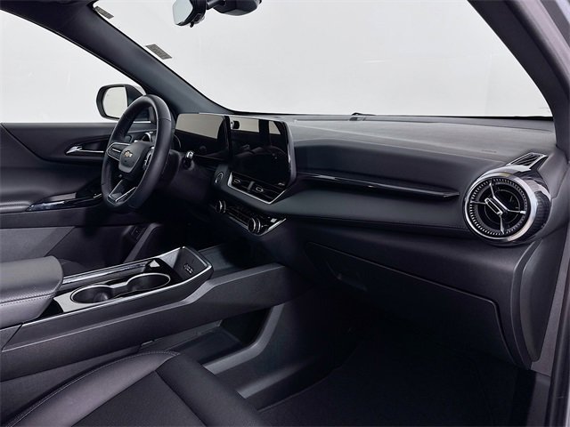 Used 2025 Chevrolet Equinox LT w/ Convenience Package II image 29