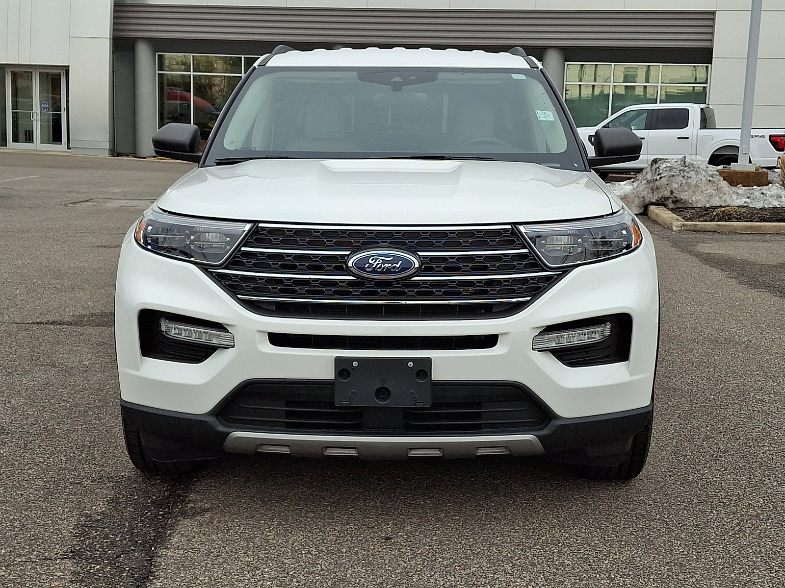 Certified 2023 Ford Explorer XLT w/ Equipment Group 202A image 3