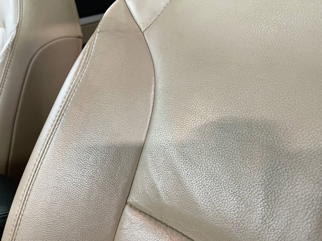 Used 2016 Ford Explorer XLT w/ Equipment Group 202A image 19