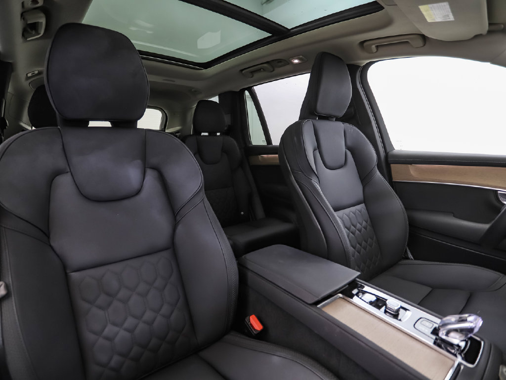 Used 2026 Volvo XC90 B6 Plus AWD/4WD image 33