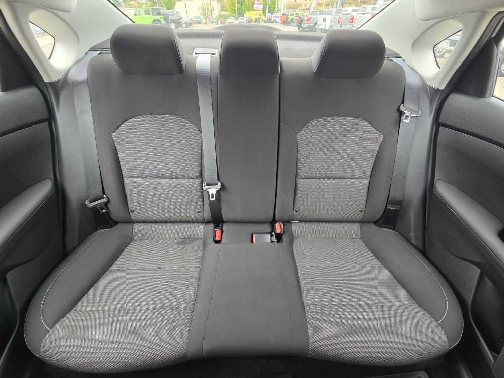 Used 2023 Kia Forte LXS FWD image 17