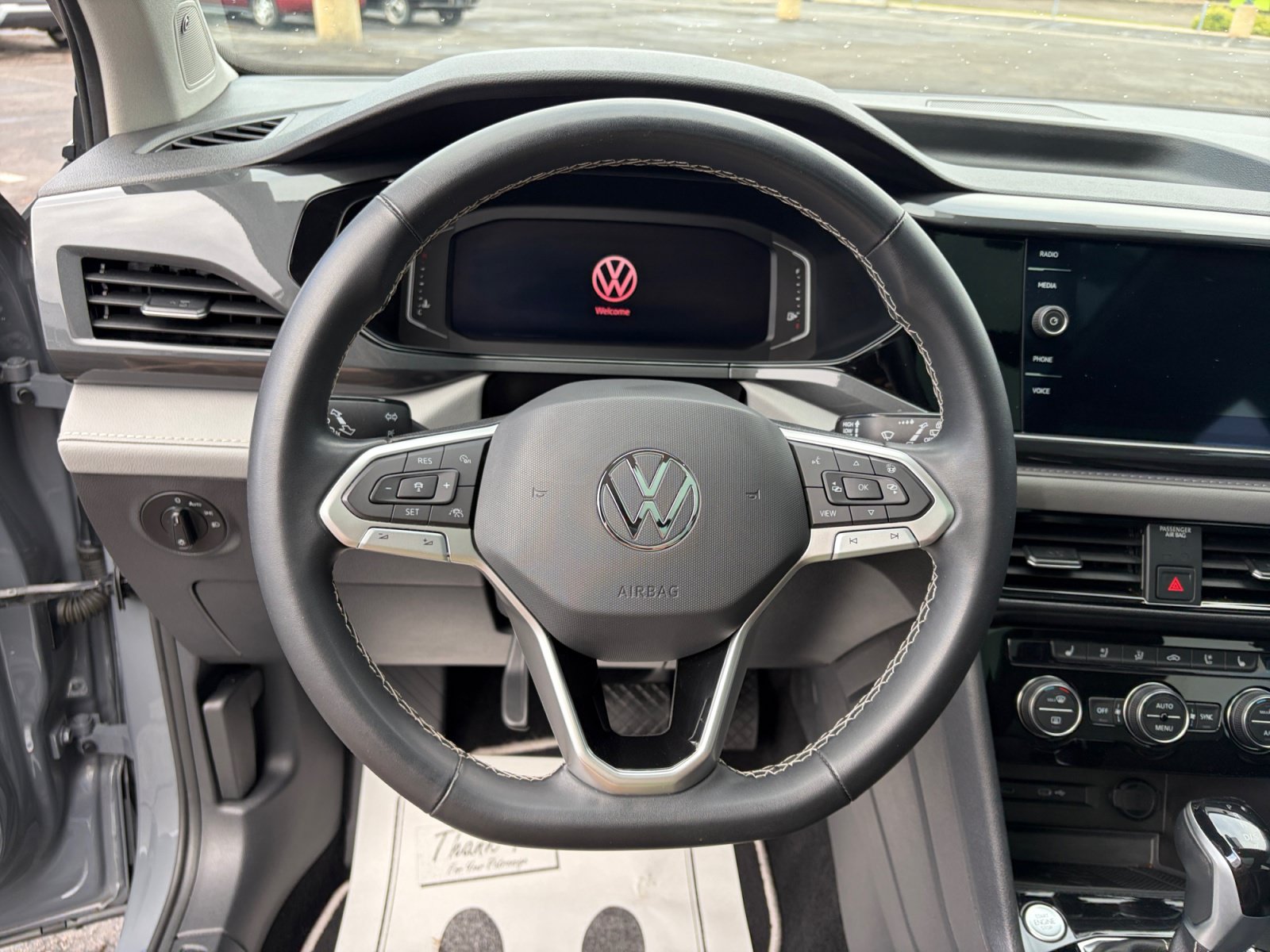 Certified 2023 Volkswagen Taos SEL AWD/4WD image 10