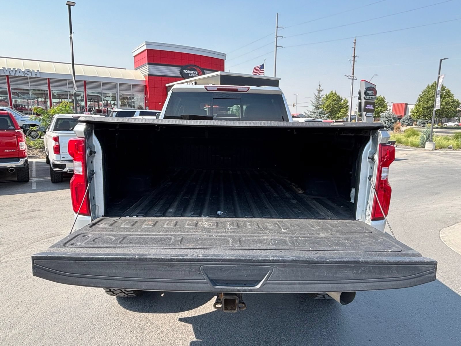 Used 2021 Chevrolet Silverado 3500 LTZ w/ LTZ Convenience Package AWD/4WD image 11