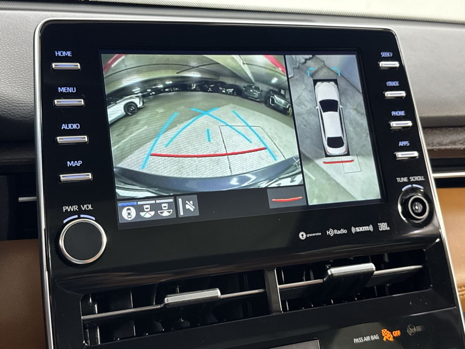 Used 2020 Toyota Avalon Limited w/ Advanced Safety Package FWD image 31