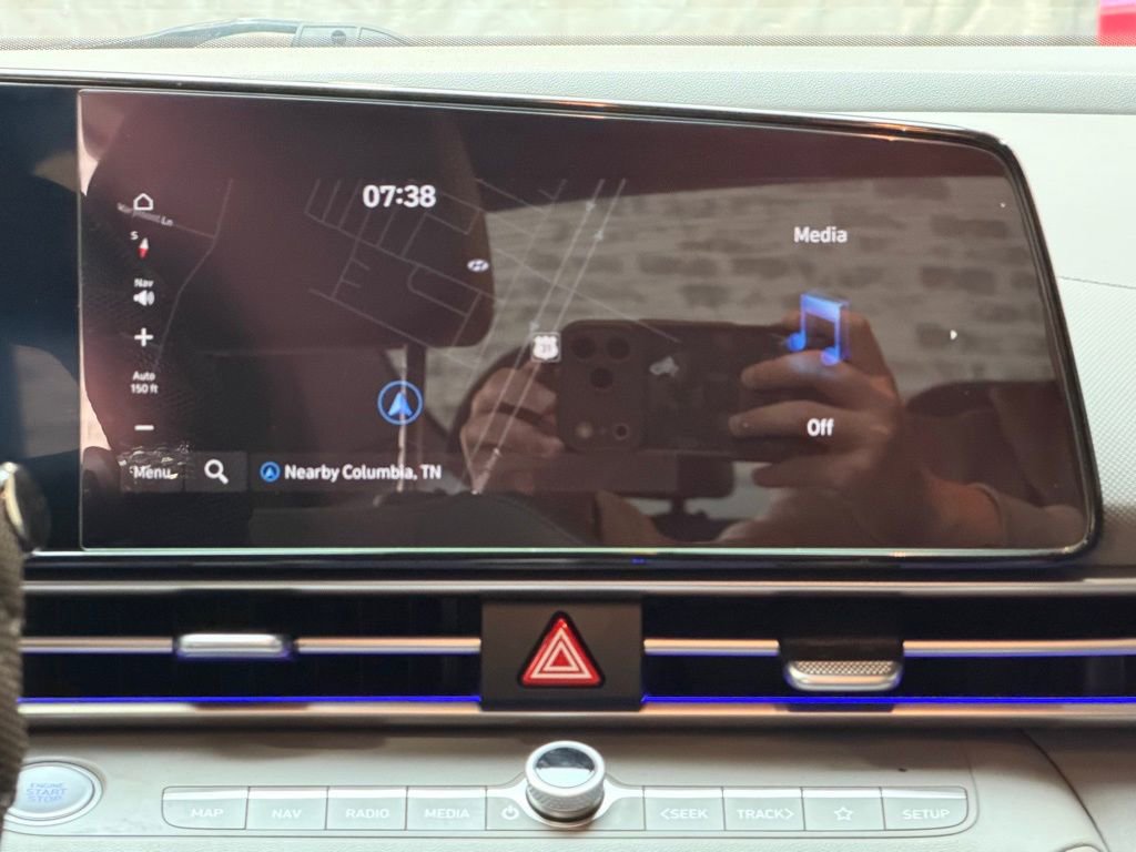 Certified 2024 Hyundai Elantra SEL w/ Convenience Package image 14