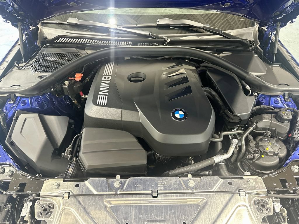 Used 2026 BMW 330i xDrive Sedan w/ M Sport Package AWD/4WD image 32
