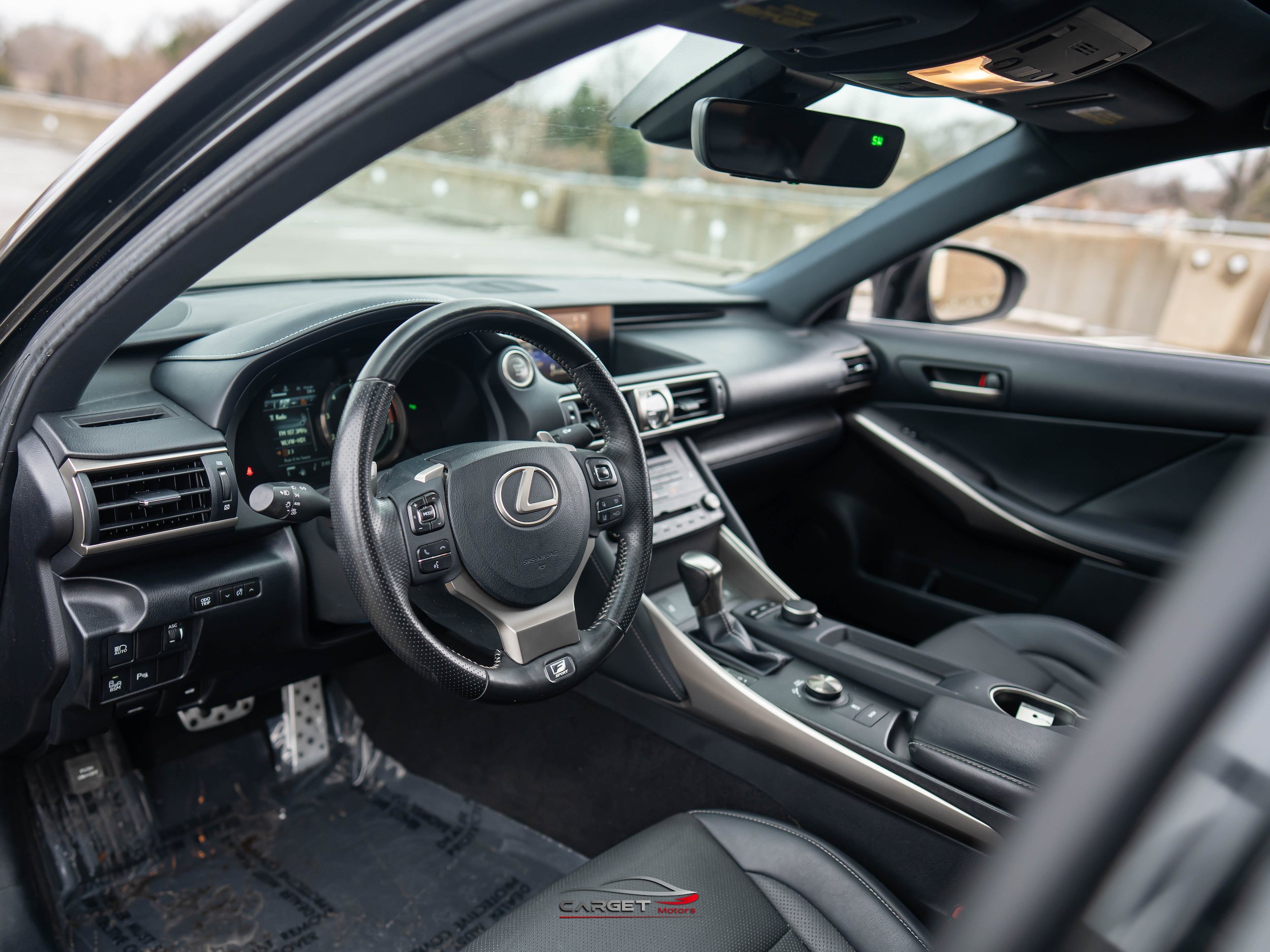 Used 2019 Lexus IS 300 F Sport w/ F Sport Package RWD image 13