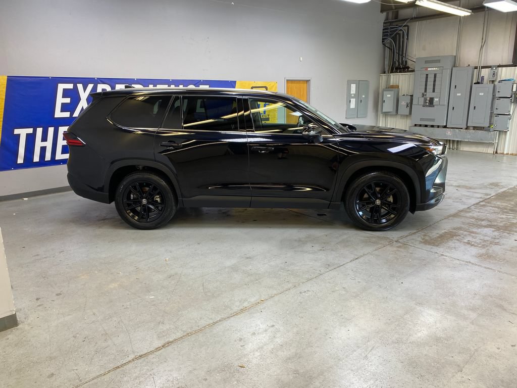 Used 2025 Toyota Grand Highlander FWD image 8