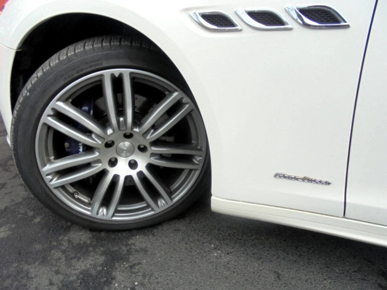 Used 2018 Maserati Quattroporte S GranLusso Q4 image 27