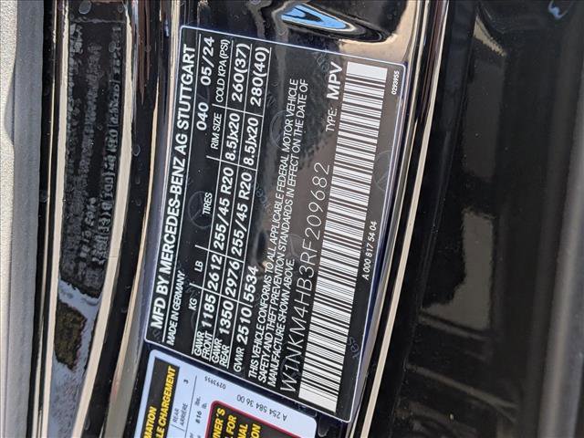 Used 2024 Mercedes-Benz GLC 300 4MATIC image 26