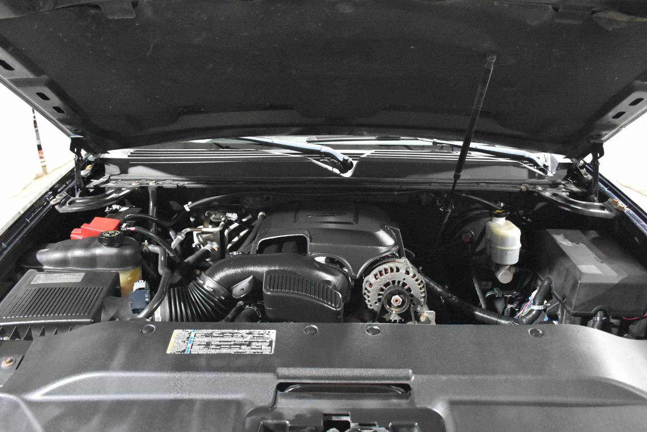 Used 2010 Cadillac Escalade ESV Premium AWD/4WD image 8