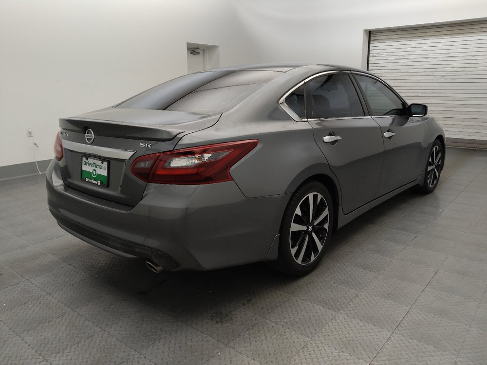 Used 2018 Nissan Altima 2.5 SR FWD image 9