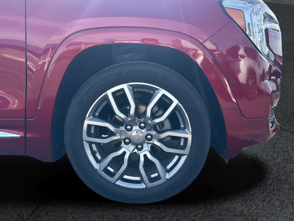 Used 2024 GMC Terrain Denali w/ Denali Premium Package image 23