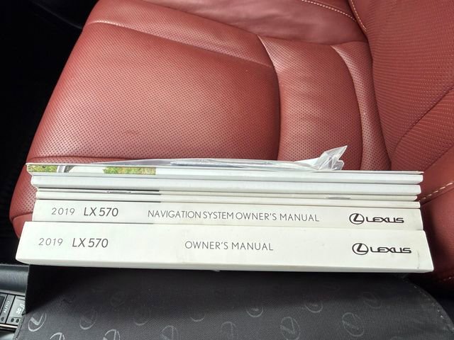 Used 2019 Lexus LX 570 4WD image 34