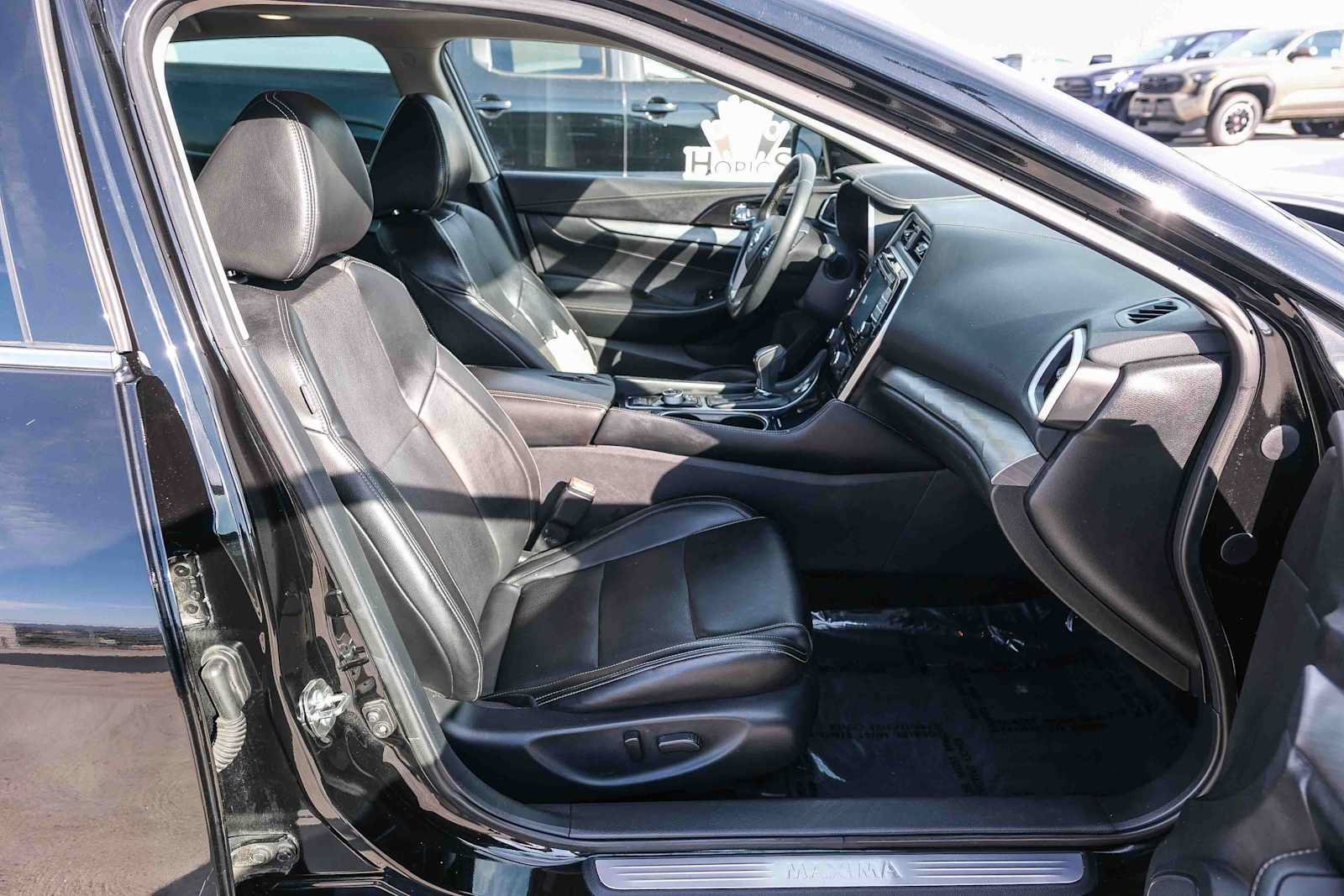 Used 2018 Nissan Maxima 3.5 SL FWD image 18