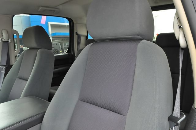 Used 2009 Chevrolet Silverado 2500 LT w/ Exterior Plus Package AWD/4WD image 10