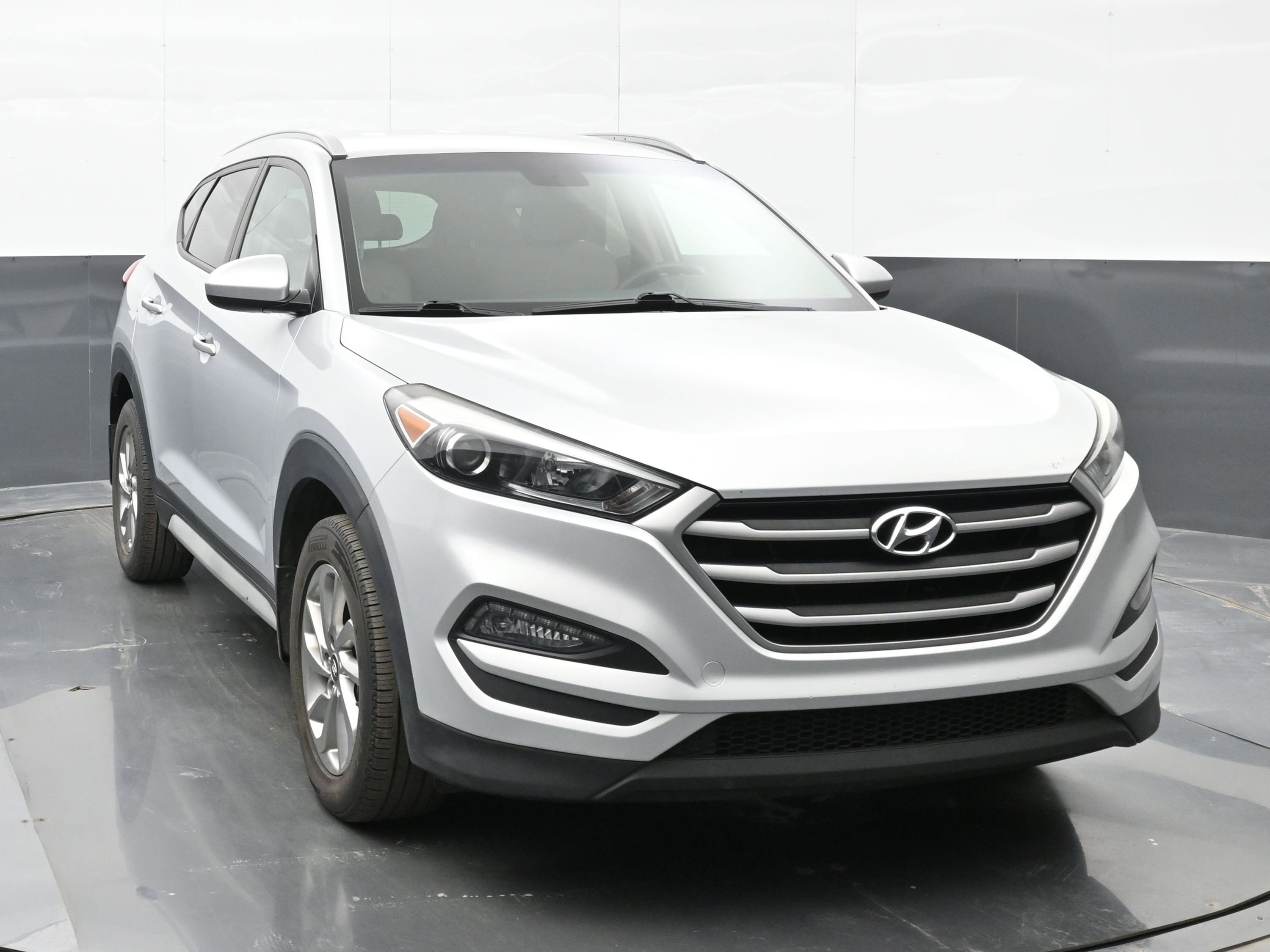 Used 2018 Hyundai Tucson SEL image 3