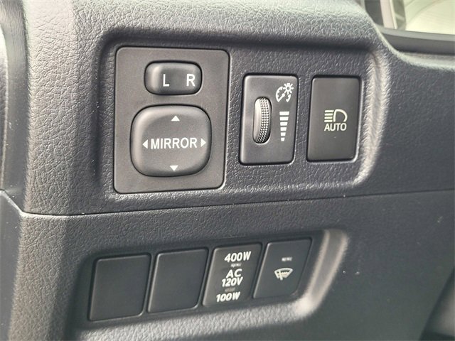 Used 2022 Toyota 4Runner SR5 Premium image 17