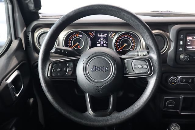Used 2020 Jeep Gladiator Sport image 22