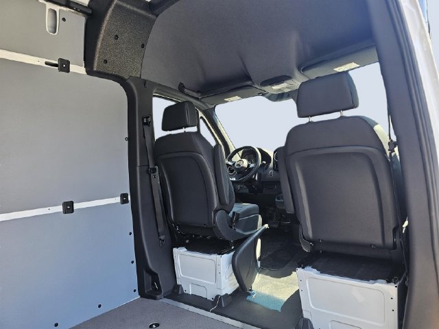 New 2026 Mercedes-Benz Sprinter 2500 image 19