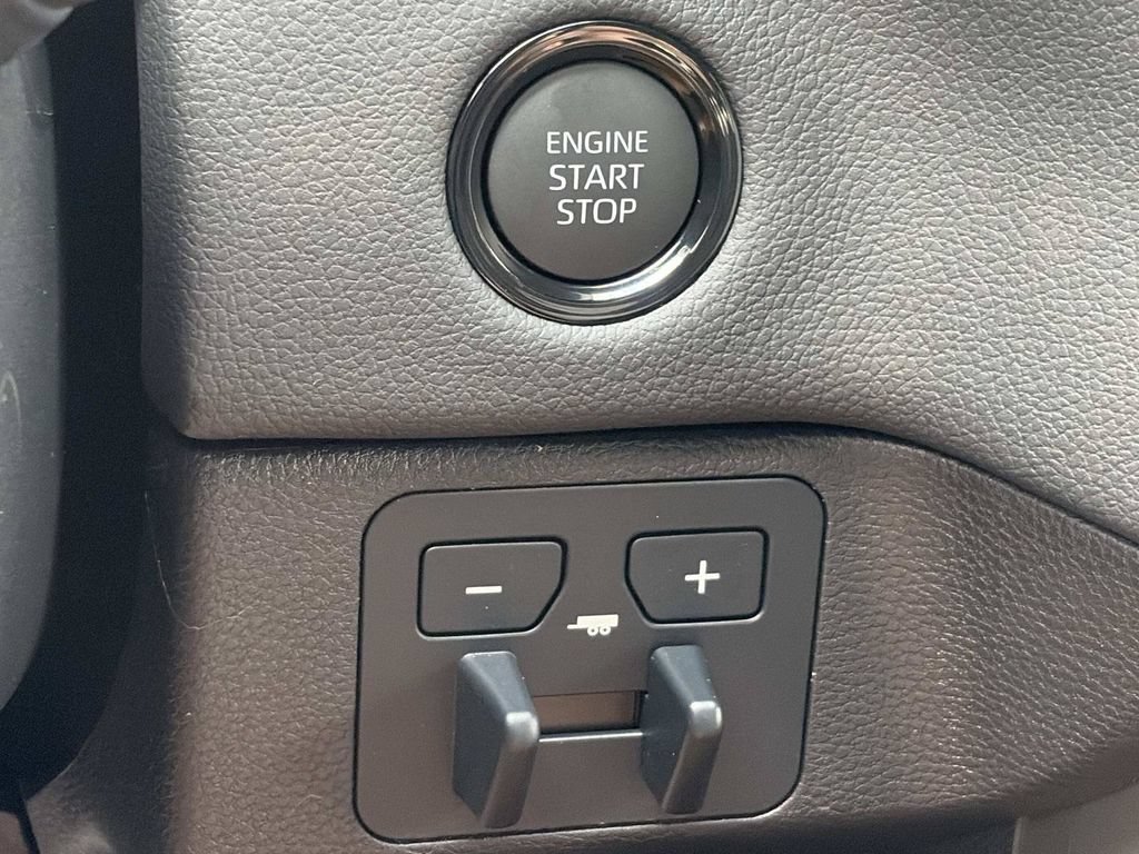 New 2026 Toyota Tundra Limited AWD/4WD image 36