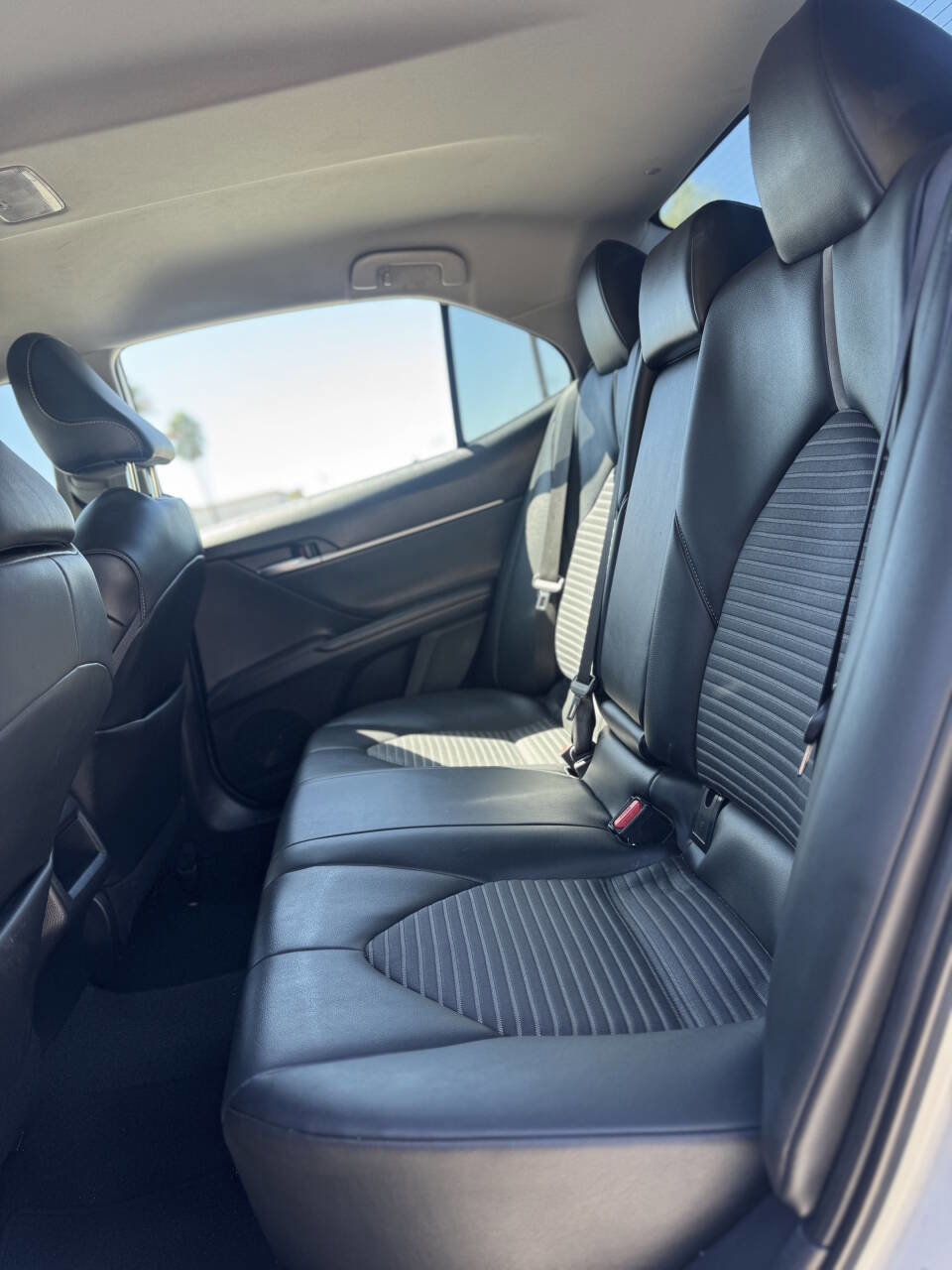 Used 2021 Toyota Camry SE image 13