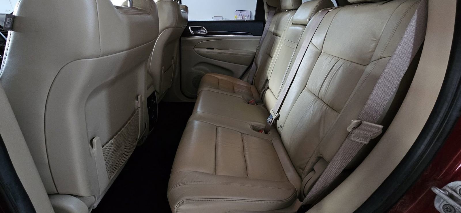 Used 2014 Jeep Grand Cherokee Limited image 18