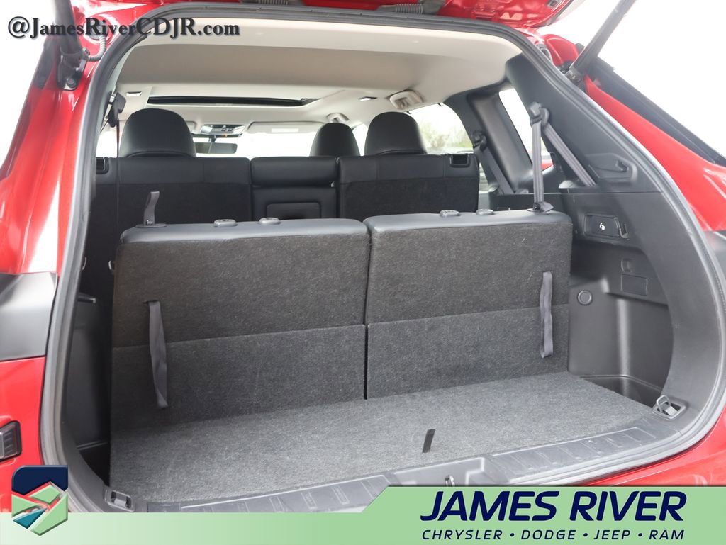 Used 2025 Mitsubishi Outlander SEL image 15