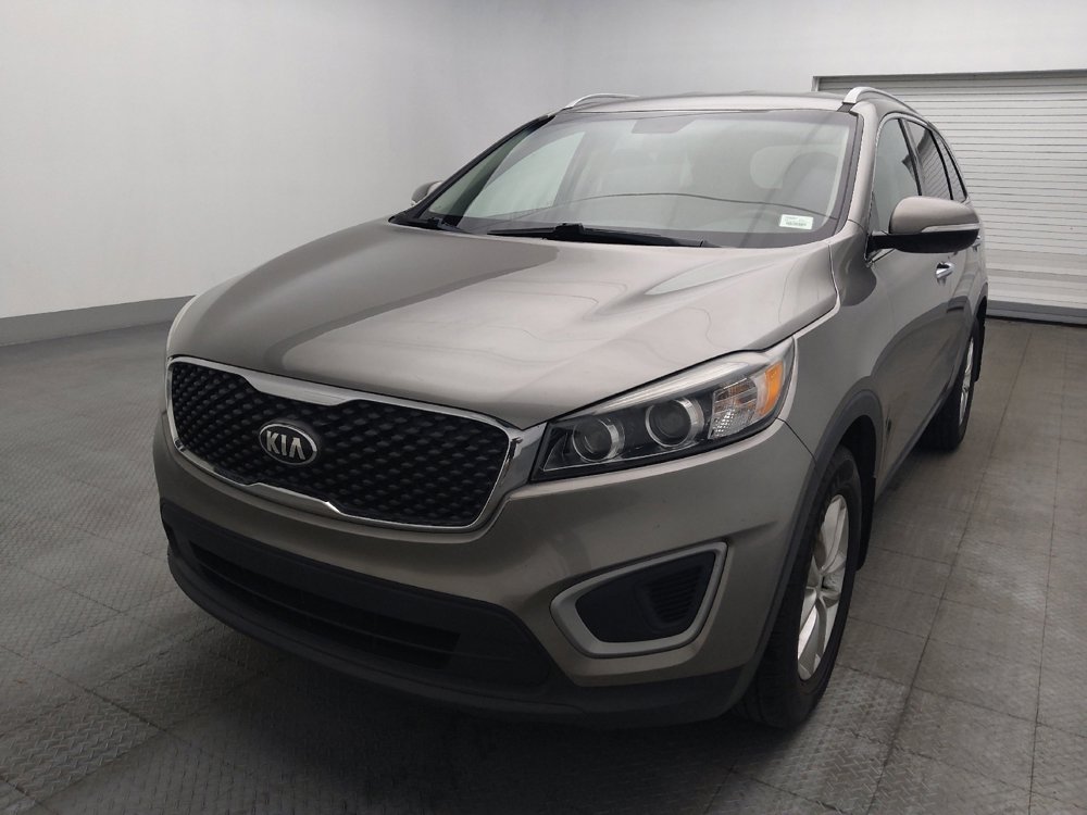 Used 2018 Kia Sorento LX image 15
