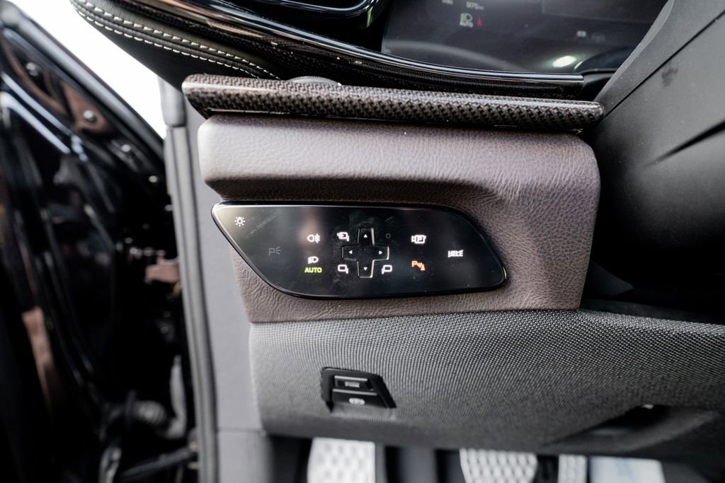 Used 2023 Ferrari Purosangue image 35