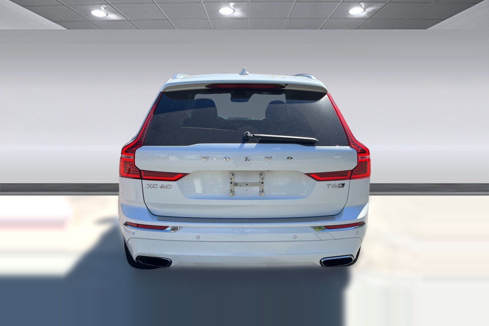 Used 2018 Volvo XC60 T6 Inscription w/ Luxury Seat Package AWD/4WD image 5