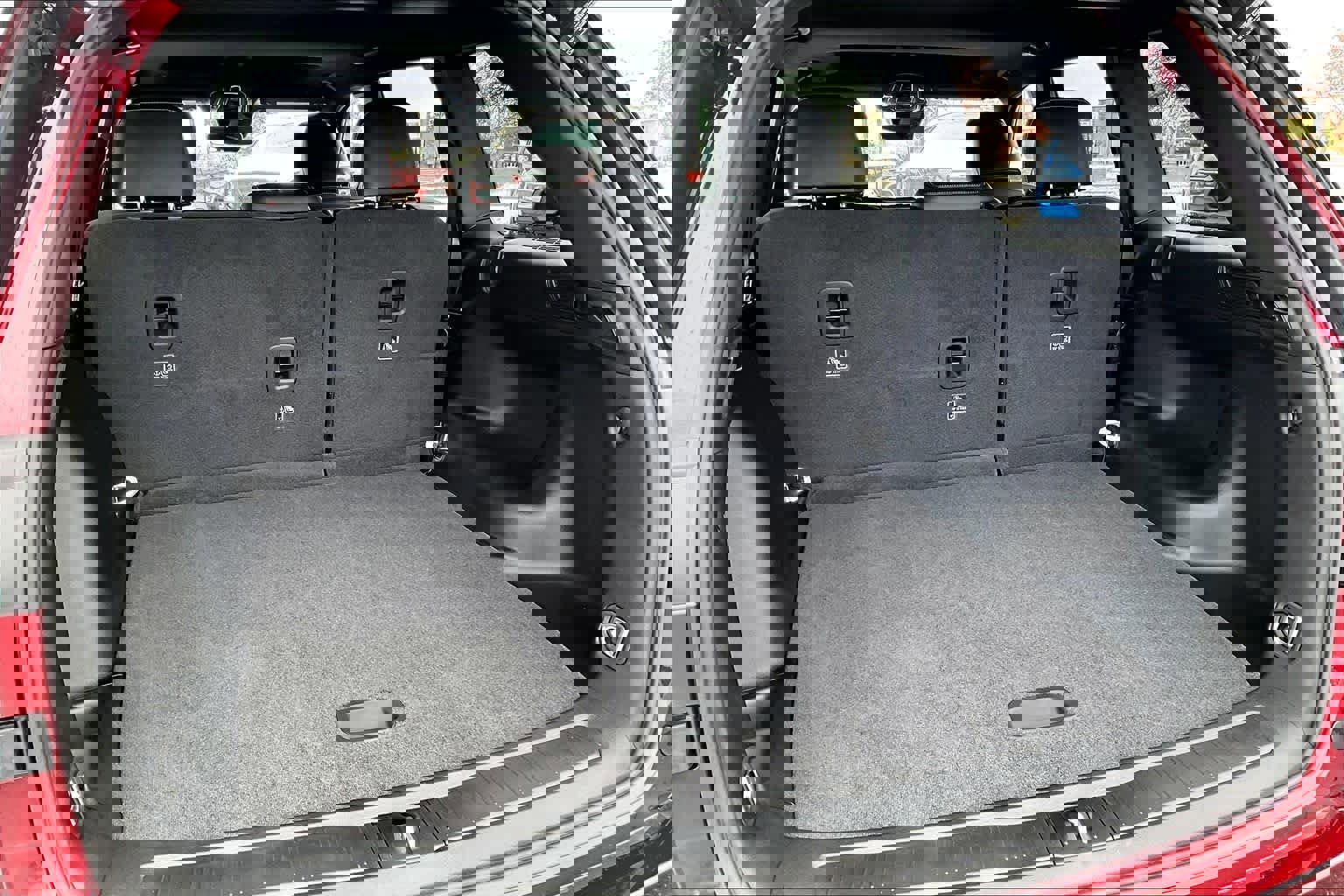 New 2025 Jeep Grand Cherokee Altitude image 25