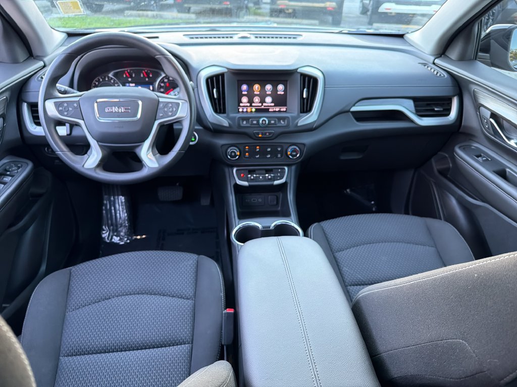Used 2023 GMC Terrain SLE w/ Elevation Edition FWD image 15