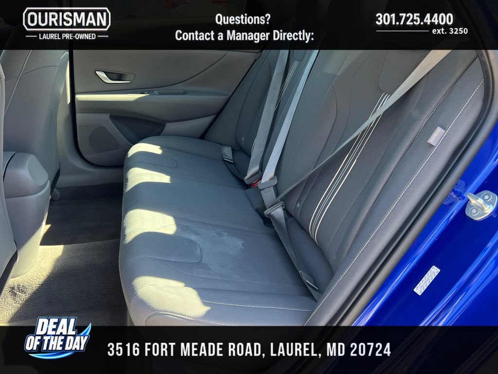 Used 2024 Hyundai Elantra SEL FWD image 19