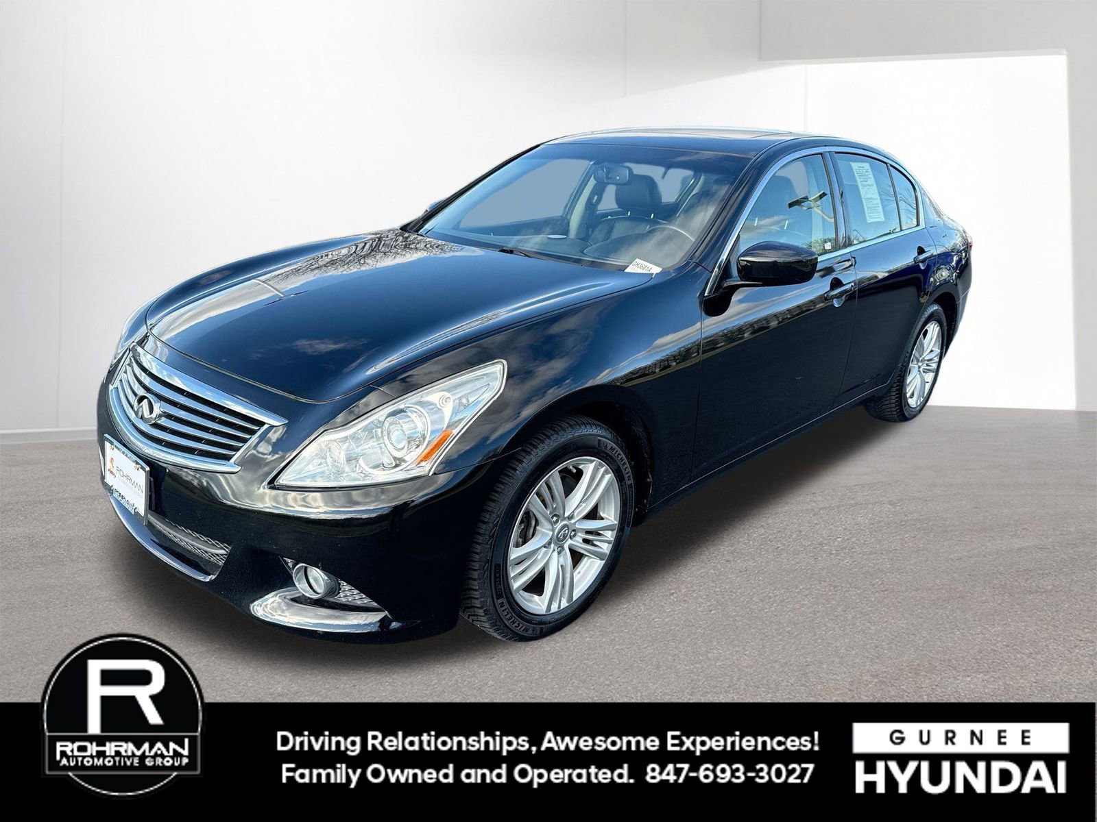 Used 2013 INFINITI G37 x w/ Premium Pkg