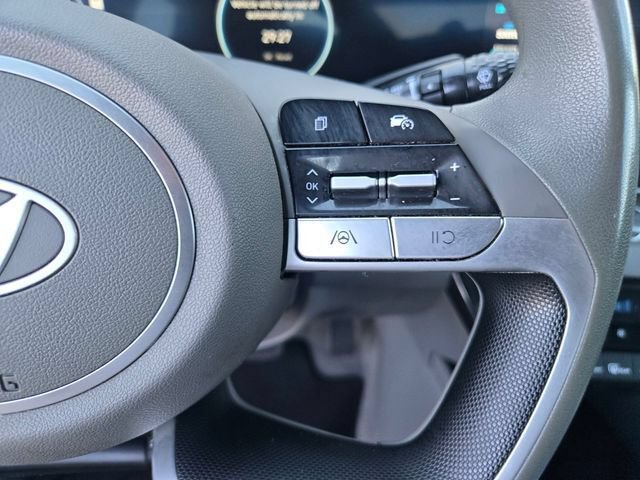 Used 2024 Hyundai Elantra Blue FWD image 22