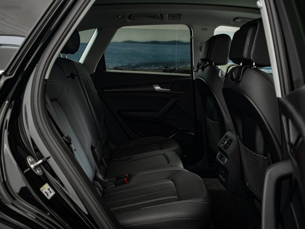 Used 2023 Audi Q5 2.0T Premium w/ Convenience Package image 44