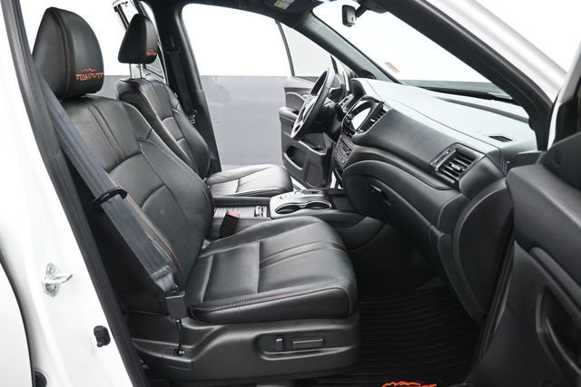 Certified 2023 Honda Passport TrailSport image 16