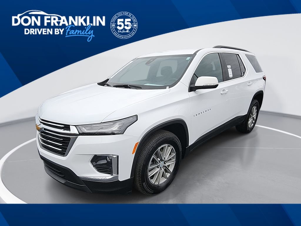 Used 2023 Chevrolet Traverse LT image 1