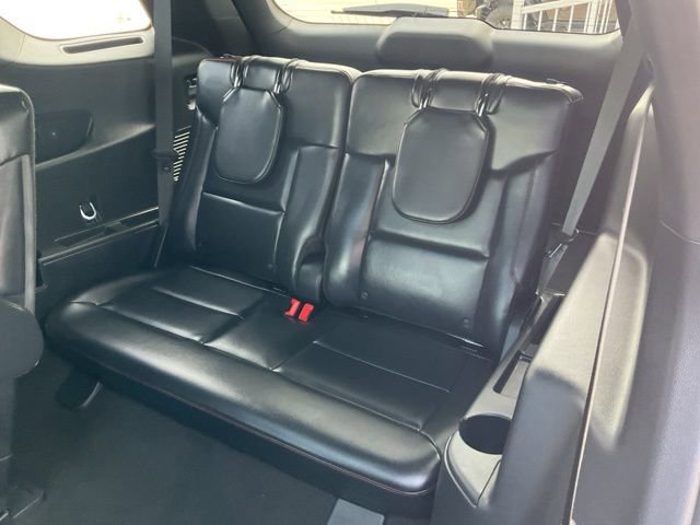 Used 2025 Ford Explorer ST image 25