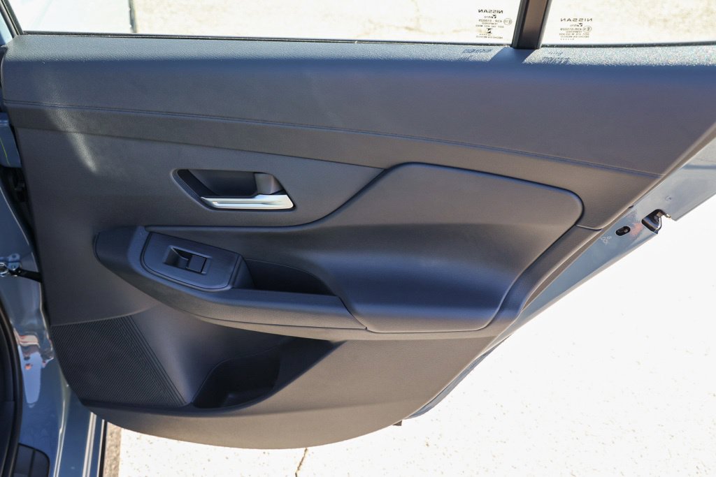 New 2027 Nissan Sentra SR FWD image 19