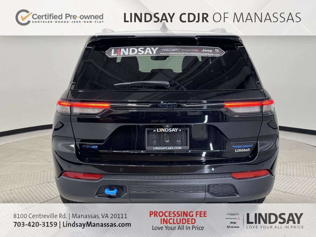 Used 2024 Jeep Grand Cherokee Trailhawk w/ Advanced Protech Group II AWD/4WD image 7