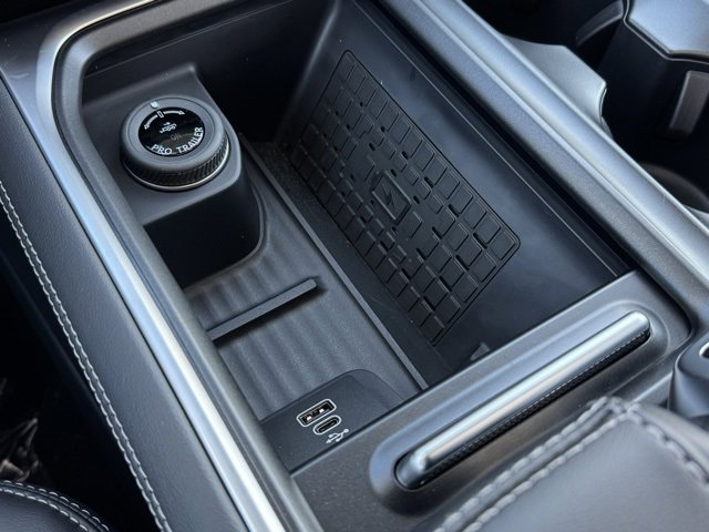 New 2025 Ford Expedition Max Platinum w/ Driver's Package image 18