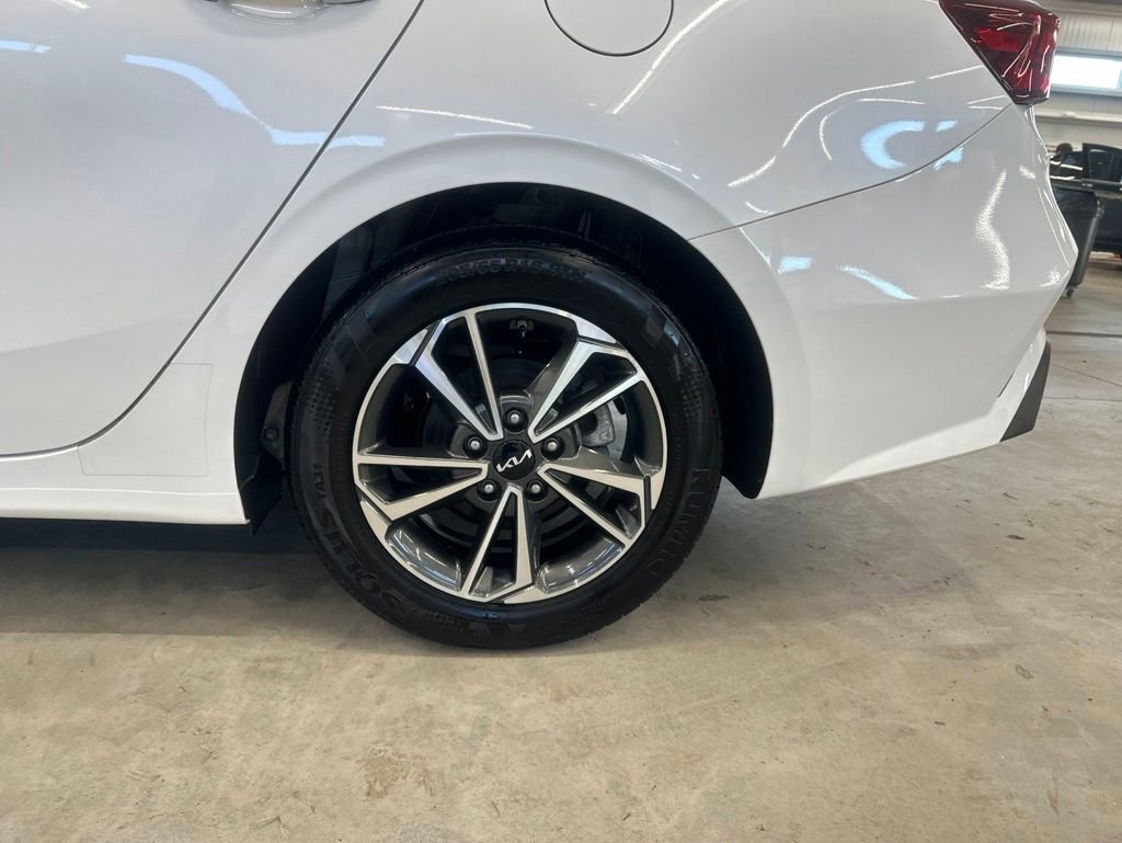 Certified 2023 Kia Forte LXS FWD image 26