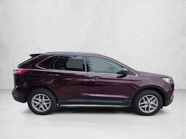 Used 2022 Ford Edge SEL w/ Convenience Package image 4