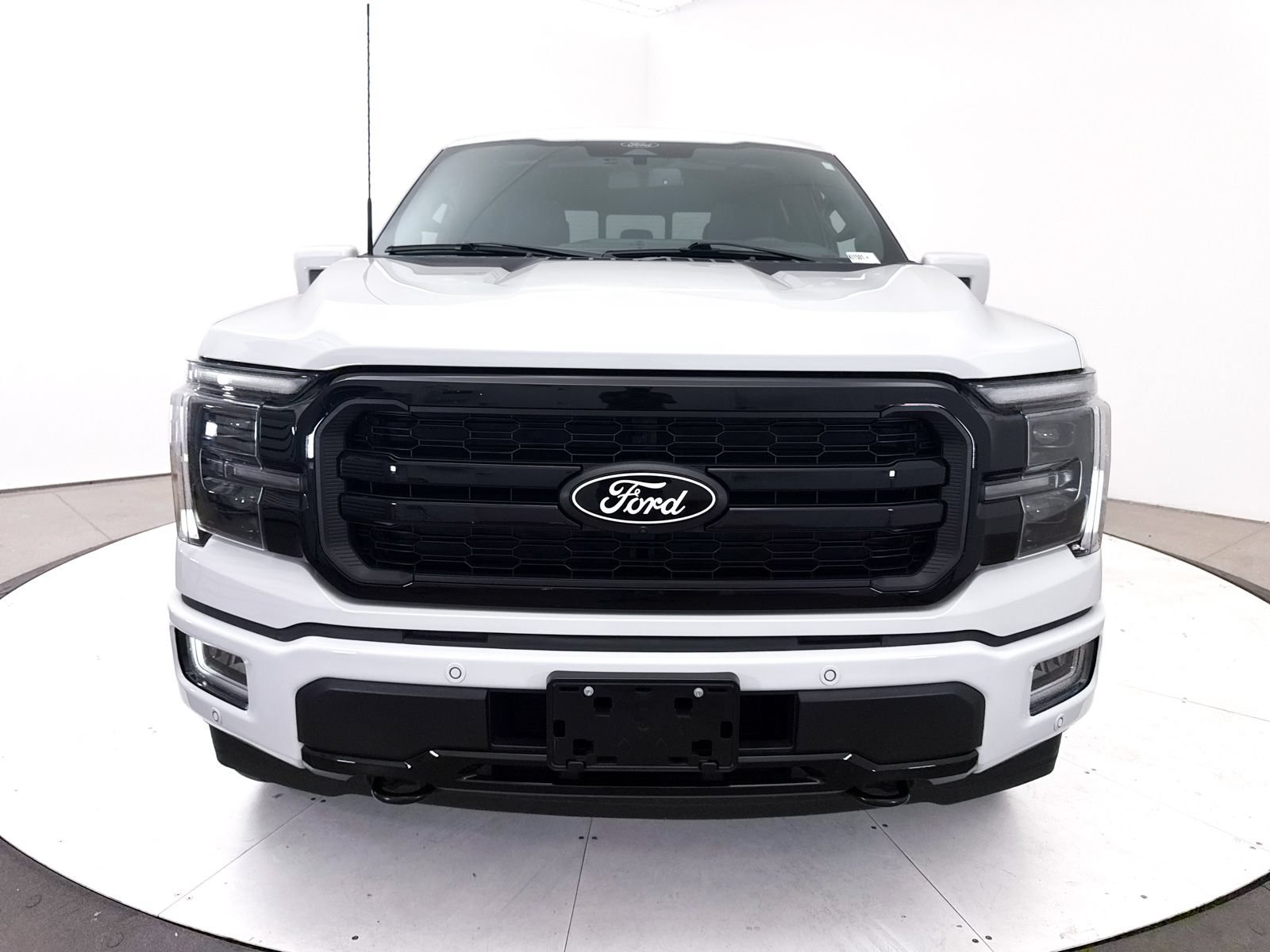 Used 2024 Ford F150 Lariat w/ Equipment Group 502A High AWD/4WD image 14
