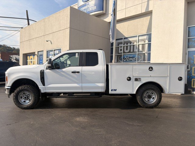 New 2027 Ford F250 XL w/ XL Off-Road 33" Tire Package AWD/4WD image 5