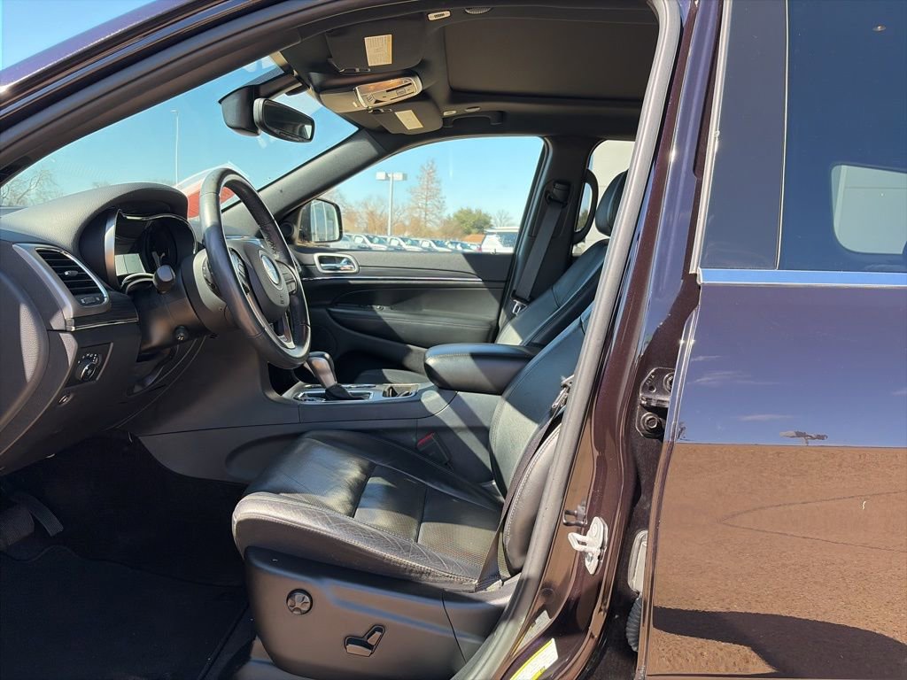 Used 2019 Jeep Grand Cherokee Limited w/ Luxury Group II image 8