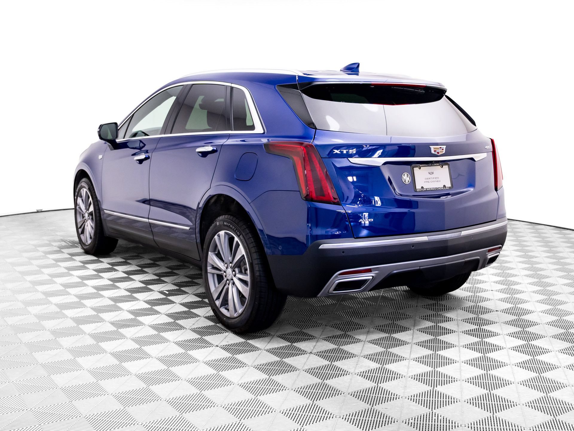 Certified 2026 Cadillac XT5 Premium Luxury w/ Driver Assist Package AWD/4WD video 3
