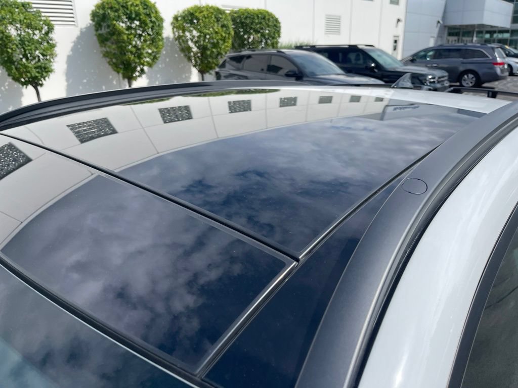 Certified 2024 Hyundai Kona N Line FWD image 9